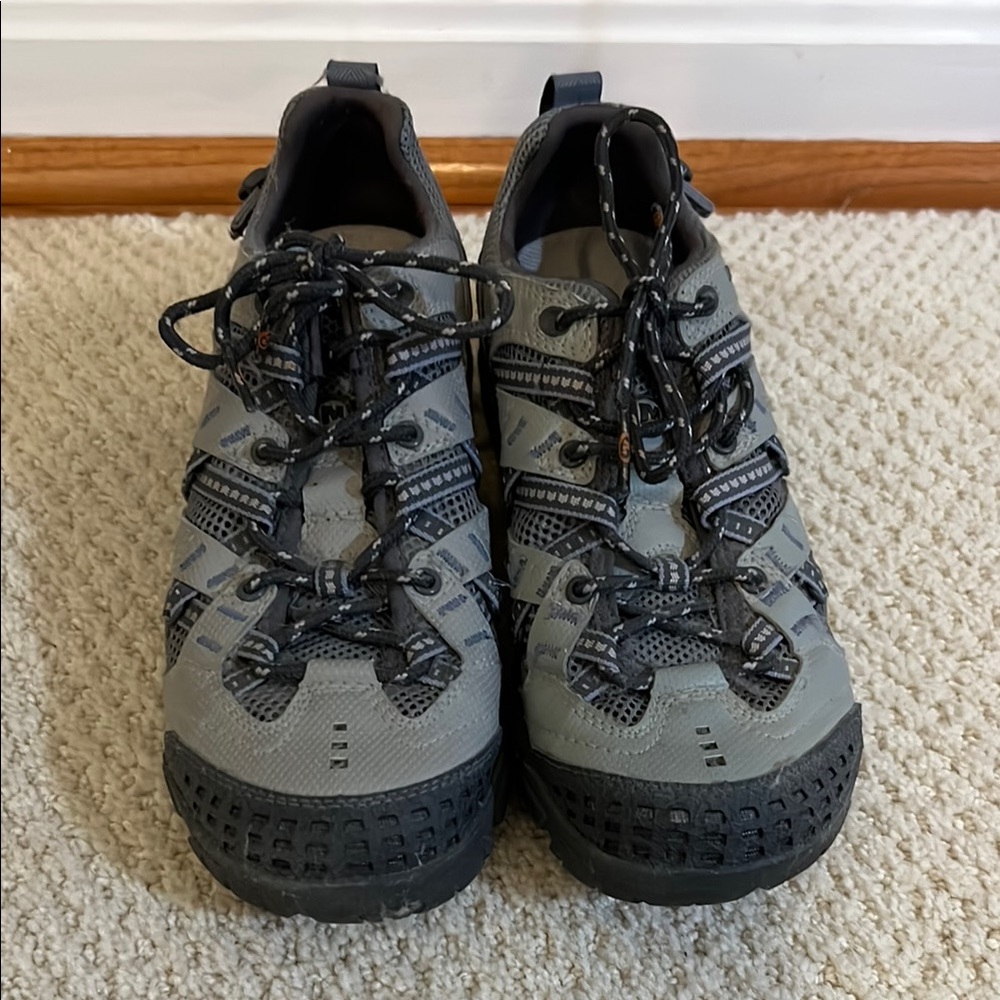 Merrell women’s Outdoor Hiking Shoes